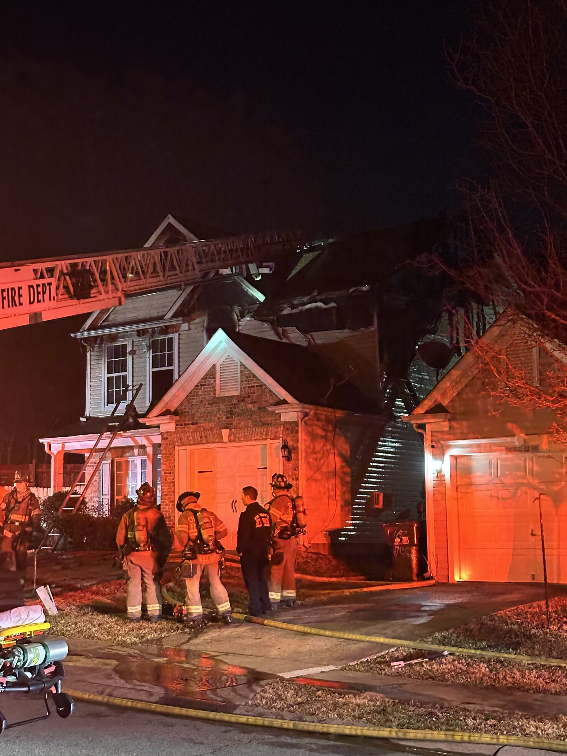 Northwest Charlotte home badly damaged in fire - WCCB Charlotte